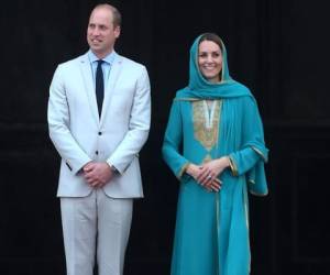 El Palacio de Kensington afirmó que este viaje, la primera visita oficial de los duques de Cambridge a Pakistán, fue el 'más complejo'. Foto: AFP