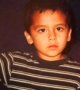 Tatuajes, barba y amor por la moda, el antes y después de Christian Nodal