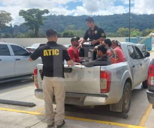 Las 14 personas que fueron secuestradas de la aldea Crique Las Marías fueron liberadas en un embarcadero de Tela el martes 11 de marzo tras casi 9 meses.