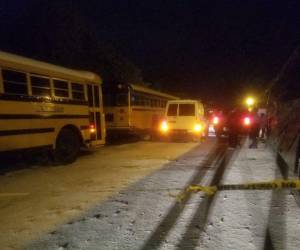 El hecho violento ocurrió la madrugada de este domingo en la calle que conduce al estadio de la colonia