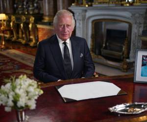 Carlos ofreció su primer discurso como Rey de Inglaterra un día después de la muerte de la reina Isabel II.