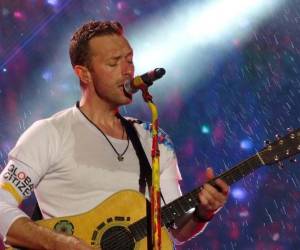 Chris Martin, el vocalista de Coldplay, saludó a los hondureños que asistieron al concierto que brindó junto a su banda en Costa Rica.