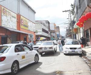 Los mercados capitalinos están siendo invadidos por grandes tiendas chinas que ofrecen variedad de productos que los hondureños pueden comprar al por mayor y al detalle.