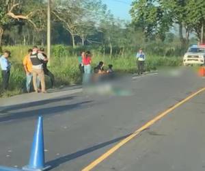 La pareja fue asesinada cuando se trasladaba en una motocicleta.