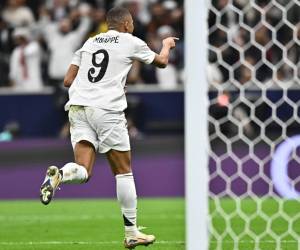 El francés Kylian Mbappé puso a ganar a Real Madrid sobre Pachuca.