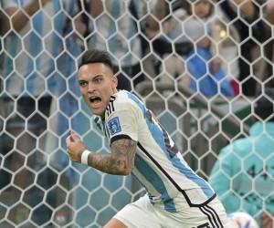 El delantero argentino estalló de euforia, tras anotar el penal decisivo que le da la clasificación a Argentina a semifinales.