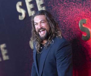 Jason Momoa al igual que Mark Ruffalo, Mark Hamill y Leonardo DiCaprio son los artistas que han revelado abiertamente que apoyan a Lula como candidato a la presidencia de Brasil.