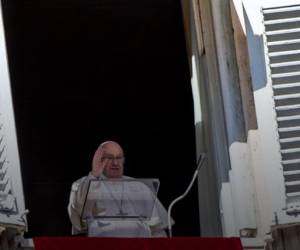 Cada domingo, Francisco preside el rezo del Ángelus desde la tradicional ventana.