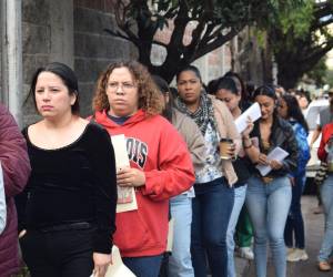 Desde temprano, los aspirantes a maestros llegaron a practicar la prueba de admisión a la UPNFM.