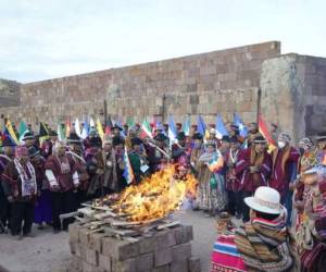 Bolivia recibe el solsticio austral con música autóctona y rituales ancestrales