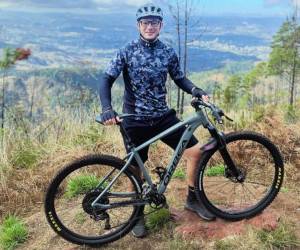 Jorge Pachecho tiene varios años practicando el ciclismo y debutará en la Vuelta Ciclística de este año.