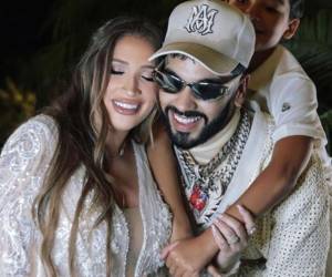 Luego de que el rapero puertorriqueño Anuel AA y Laury Saavedra presumieran su avanzado embarazo, ahora, la pareja de famosos sorprendió a todos con la espectacular relevación del nombre de su hija.