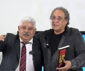 Nelson Ávila, exasesor del expresidente Juan Orlando Hernández, junto con Nelson Ávila, político del Partido Libertad y Refundación (Libre).