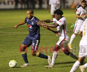 Luego de varias temporadas vistiendo la camisa blanca de los leones, Hernández se viste de azul y con mucho profesionalismos se muestra contento por esta victoria.