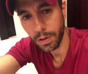 Enrique Iglesias cumplió 48 años el pasado 8 de mayo. Sus fanáticos están preocupados por la repentina cancelación del concierto.