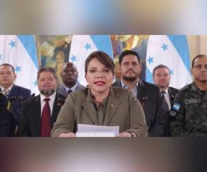 La presidenta Xiomara Castro anunció la medida adoptada en cadena nacional de radio y televisión.