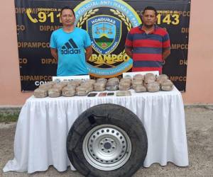 Dos individuos, entre ellos el mayor distribuidor de marihuana del país, fueron capturados.