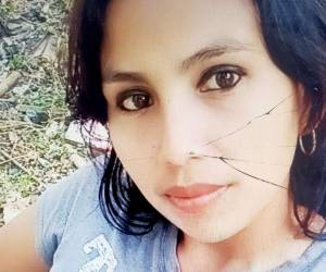 La joven fue descrita por sus amigas como una madre luchadora y humilde, quien partió dejando un vacío irreparable entre sus familiares e hijos.