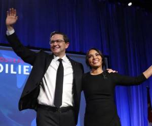 Anaida Galindo, una venezolana de 37 años nacida en el estado Táchira, podría convertirse en la primera dama de Canadá si su esposo, el líder del Partido Conservador Pierre Poilievre, resulta electo en las elecciones de 2025.