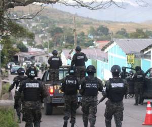 La muerte del sargento raso de la Policía Militar del Orden Público, Darwin Lobo, intensificó los operativos en la colonia La Laguna y otras colonias de la capital de Honduras.