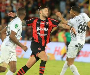 Liga Deportiva Alajuelense es el equipo actual campeón del fútbol de Costa Rica.