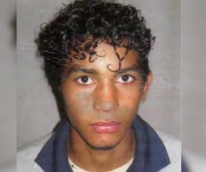 Isis Obed Murillo Mencía fue considerado por muchos como el primer “mártir” por la Resistencia Popular en el marco del golpe de Estado de 2009, cuando perdió la vida por un certero disparo que recibió exactamente un 5 de julio de ese año, cuando decenas de simpatizantes del expresidente Manuel Zelaya Rosales (2006-2009) intentaban recibirlo tras haber sido exiliado.