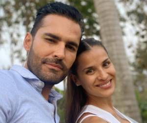 Fabian viajó junto a su esposa Yuly a Honduras.