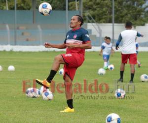 Rambo León vistiendo la “10” del Atlético Junior, fue clave en el empate 1-1 de su equipo contra Oro Verde.