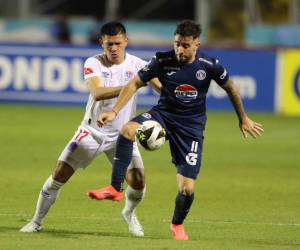 Agustín Auzmendi anotó su primer gol ante Olimpia con la camisa del Motagua.