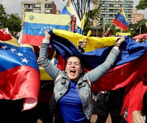 En España, Colombia y Venezuela han salido a las calles protestando.