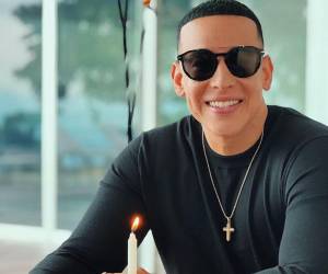 Daddy Yankee confirmó en redes sociales que tras más de 29 años de matrimonio se divorciaba de su esposa Mireddys.