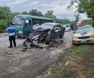 El brutal accidente de tránsito se produjo exactamente en la carretera CA-13, en la trocha de ida a la ciudad de El Progreso , frente al estadio del Parillas One.