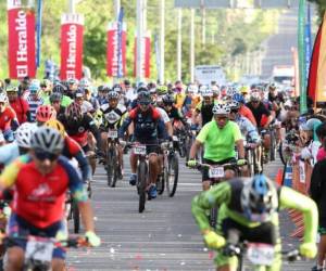 Competidores nacionales y extranjeros llegan a la capital a participar en este importante evento de ciclismo del país.