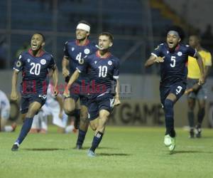 Estados Undios ya muestra su poderío en el estadio Morazán.