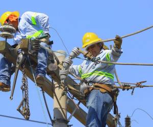 El personal que labora en el rescate de la estatal eléctrica se ha concentrado en las principales ciudades por el hurto de energía.