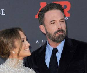 A pesar de encontrarse en pleno proceso de divorcio, Ben Affleck y Jennifer López habrían mantenido un encuentro familiar en donde incluso intercambiaron obsequios personales. A continuación, los detalles.