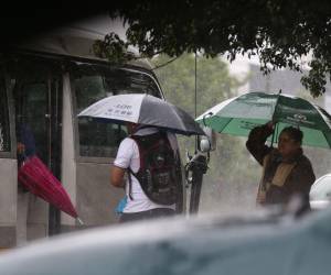 Lluvias leves y bajas temperaturas continuarán en Honduras este domingo.