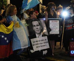 Una marcha fúnebre en las calles de Buenos Aires, en recuerdo del fiscal Alberto Nisman con motivo del séptimo aniversario de su muerte, en Buenos Aires.