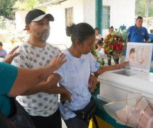 La niña y su mamá fueron atropelladas el lunes anterior.