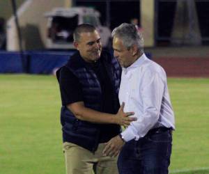 Yunielys Castillo saludo a Reinaldo rueda previo a iniciar el partido y lo reconoce como un Maestro