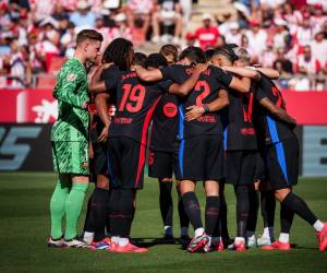 El conjunto blaugrana confirmó que el futbolista será baja por tres semanas y se pierde el debut en Champions League.