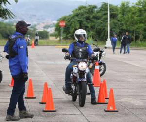 La Escuela de Manejo Yamaha es una de las alternativas con las que cuentan los capitalinos que deseen aprender a conducir una motocicleta.