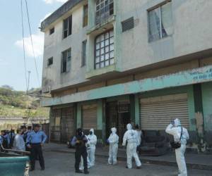 En este edificio se registró la masacre que dejó siete muertos el sábado -04 de marzo-.