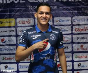 Motagua hace oficial el fichaje de Edwin Munguía.