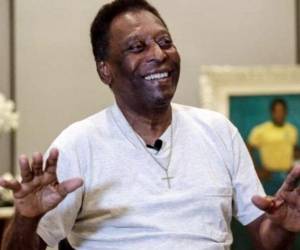 Pelé es el exastro del fútbol brasileño.