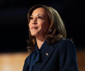 Kamala Harris, la candidata demócrata y actual vicepresidenta de Estados Unidos, nunca tuvo hijos biológicos, sin embargo, tiene dos hijastros con los que tiene una gran relación. A continuación te brindamos más detalles.