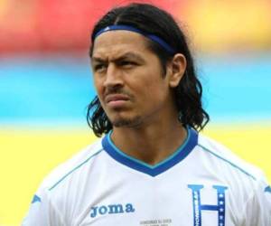 ”Chino” Espinoza con la camisa de la Selección de Honduras.