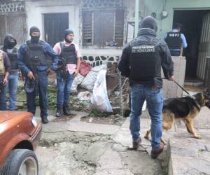 La casa donde se encontraron libretas y dinero funcionaba como un negocio en la colonia El Pedregal.