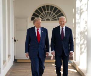 El presidente electo de EE.UU., Donald Trump, llegó a Washington para reunirse en el Despacho Oval de la Casa Blanca con el mandatario, Joe Biden, e iniciar oficialmente la transición de poderes. Aquí las imágenes de la reunión.