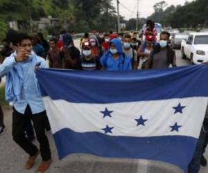 Imagen tomada durante una caravana de migrantes hondureños rumbo a Estados Unidos.